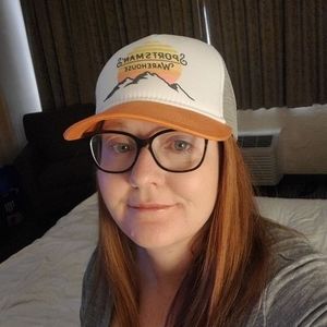 Meet your Posher, Cari